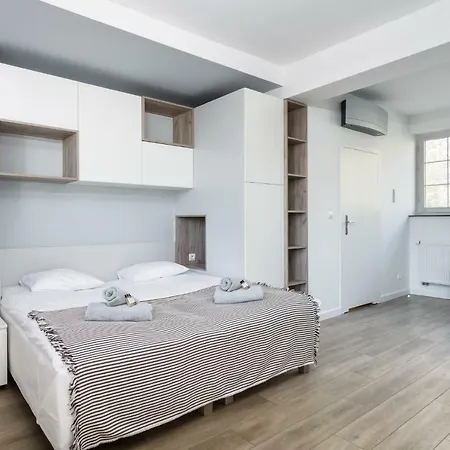 By The River Apartmán *