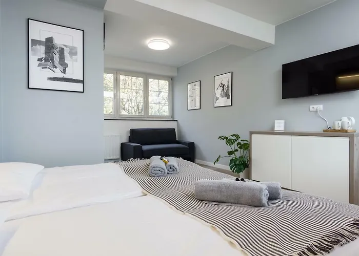 Appartement By The River